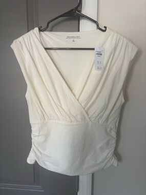 NWT Abercrombie & Fitch Cream Top